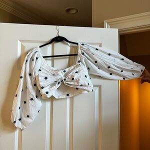 FARM RIO white top with embroidered flowers- Never Worn